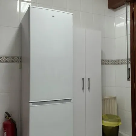 Vt , Acogedora En Barrio Tranquilo Con Garaje Lägenhet
