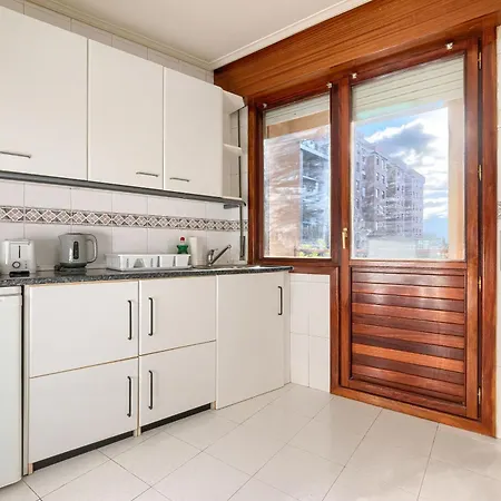 Vt , Acogedora En Barrio Tranquilo Con Garaje Bilbao