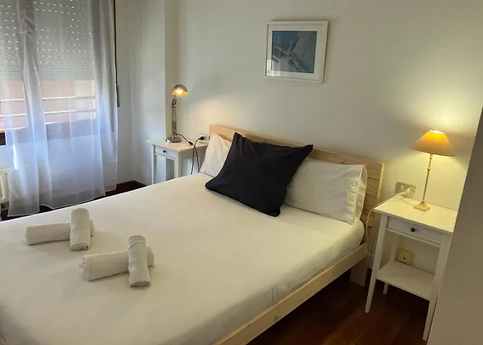 Апартаменти Vt , Acogedora En Barrio Tranquilo Con Garaje