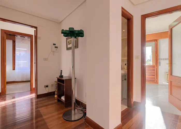 Vt , Acogedora En Barrio Tranquilo Con Garaje * بلباو